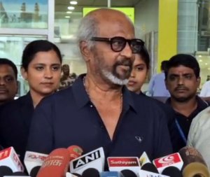 இளைஞர்கள் மிகவும் ஜாக்கிரதையாக இருக்க வேண்டும்: நடிகர் ரஜினிகாந்த் அறிவுரை!