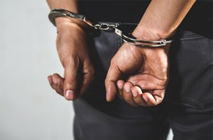 நெல்லை அருகே மாணவிக்கு பாலியல் தொல்லை: கொத்தனார் போக்சோ சட்டத்தில் கைது