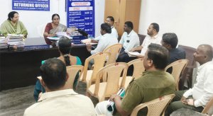 ராதாபுரம் சட்டமன்றத் தொகுதி வாக்குச்சாவடிகளில் தேர்தல் பொதுப் பார்வையாளர் ஆய்வு